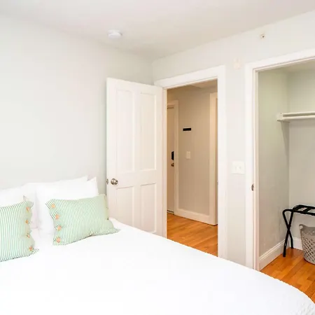 Jennifer'S College Hill Apartment Close To Everything Providence Extérieur photo
